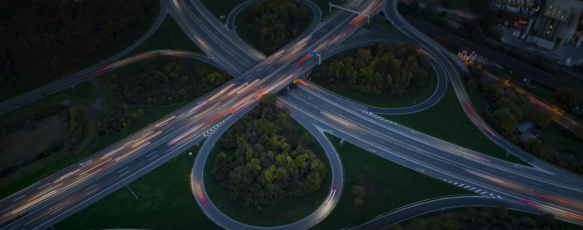 SMART INFRASTRUCTURE, <strong>SMARTER DELIVERIES</strong>