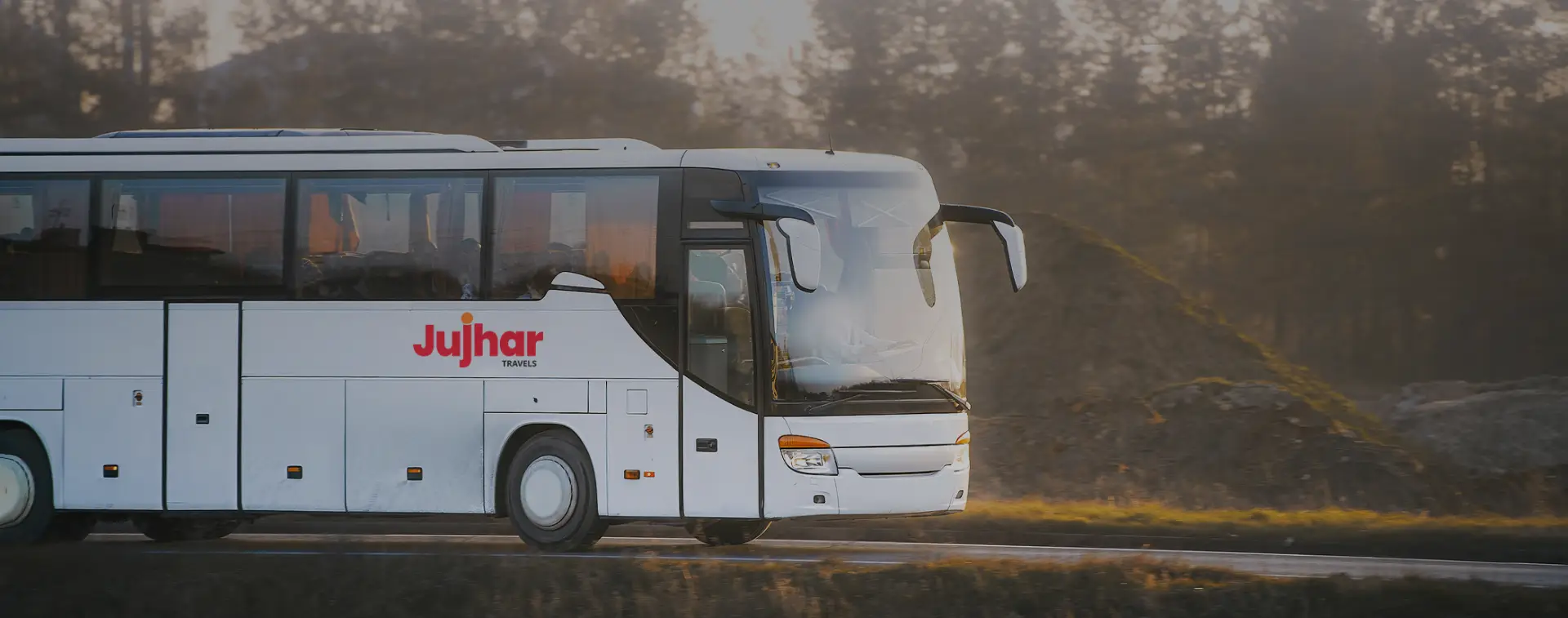 SEAMLESS TICKET BOOKING <strong>JUST A CLICK AWAY</strong>